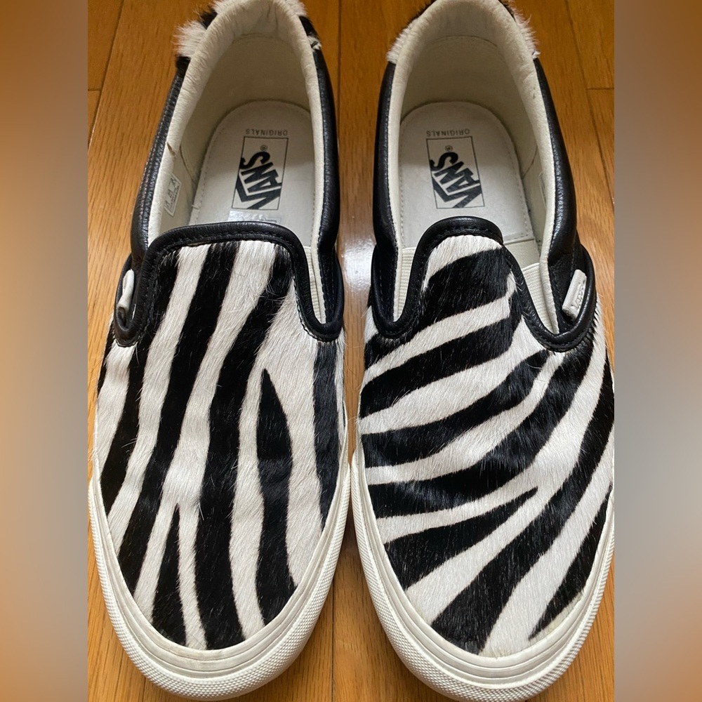 Vans Vault OG Slip On 59 LX 'Zebra Pony' 

Rare Limited edition